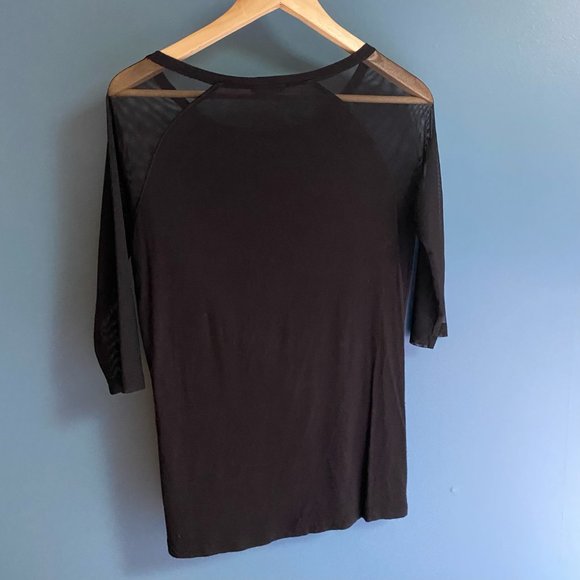 Black shirt with mesh 3/4 length sleeves - Picture 6 of 7